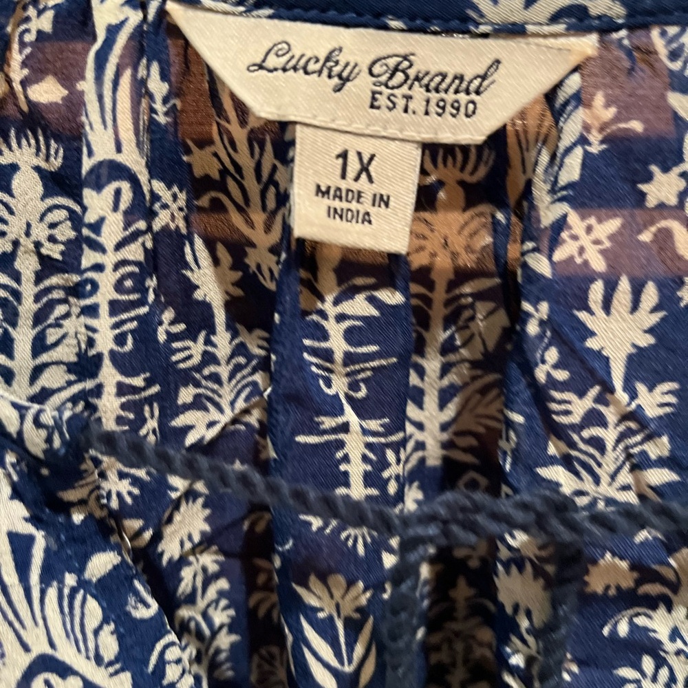 WOMENS LUCKY BRAND 1X DETAIL TOP - Picture 3 of 7